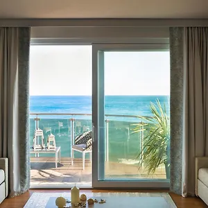 https://grand-hotel-pietra-ligure.hotelitalianriviera.com