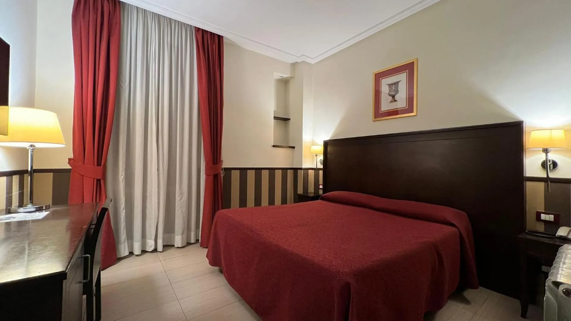 ***  Hotel Garda Róma Olaszország